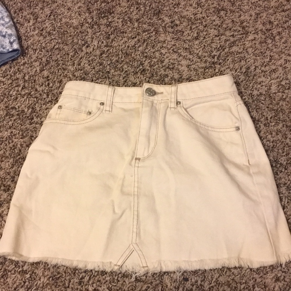 White denim skirt